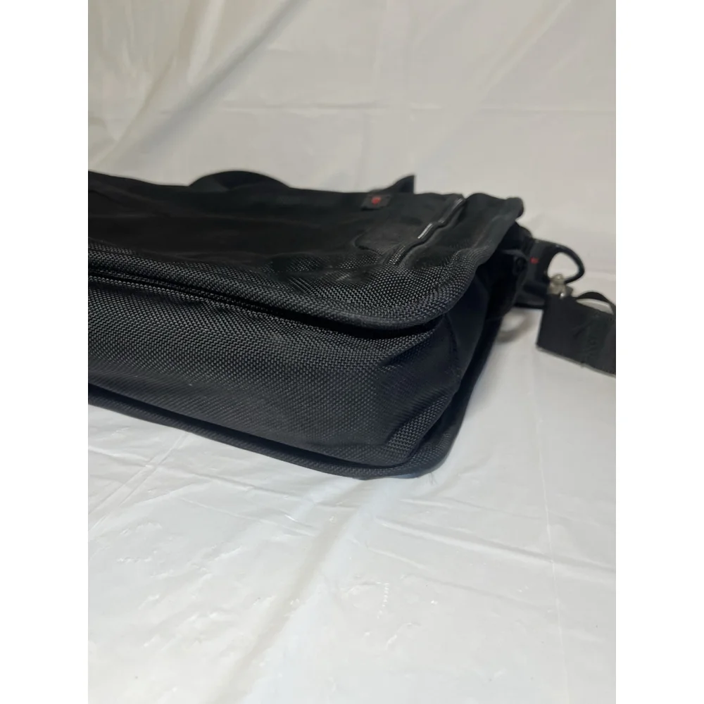 Victorinox X-Large Black Ballistic Nylon Expandable Laptop Briefcase